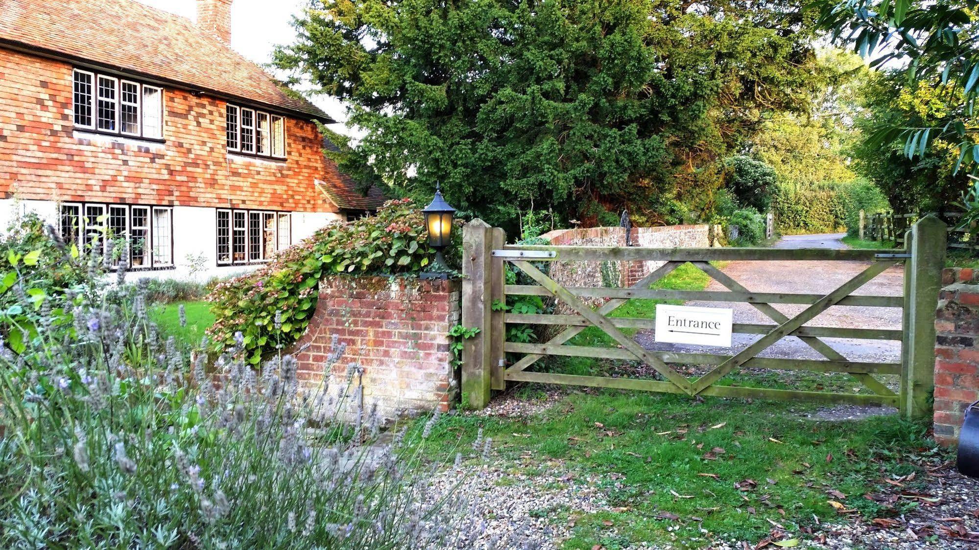 Iffin Farmhouse Guest House Canterbury Exterior photo