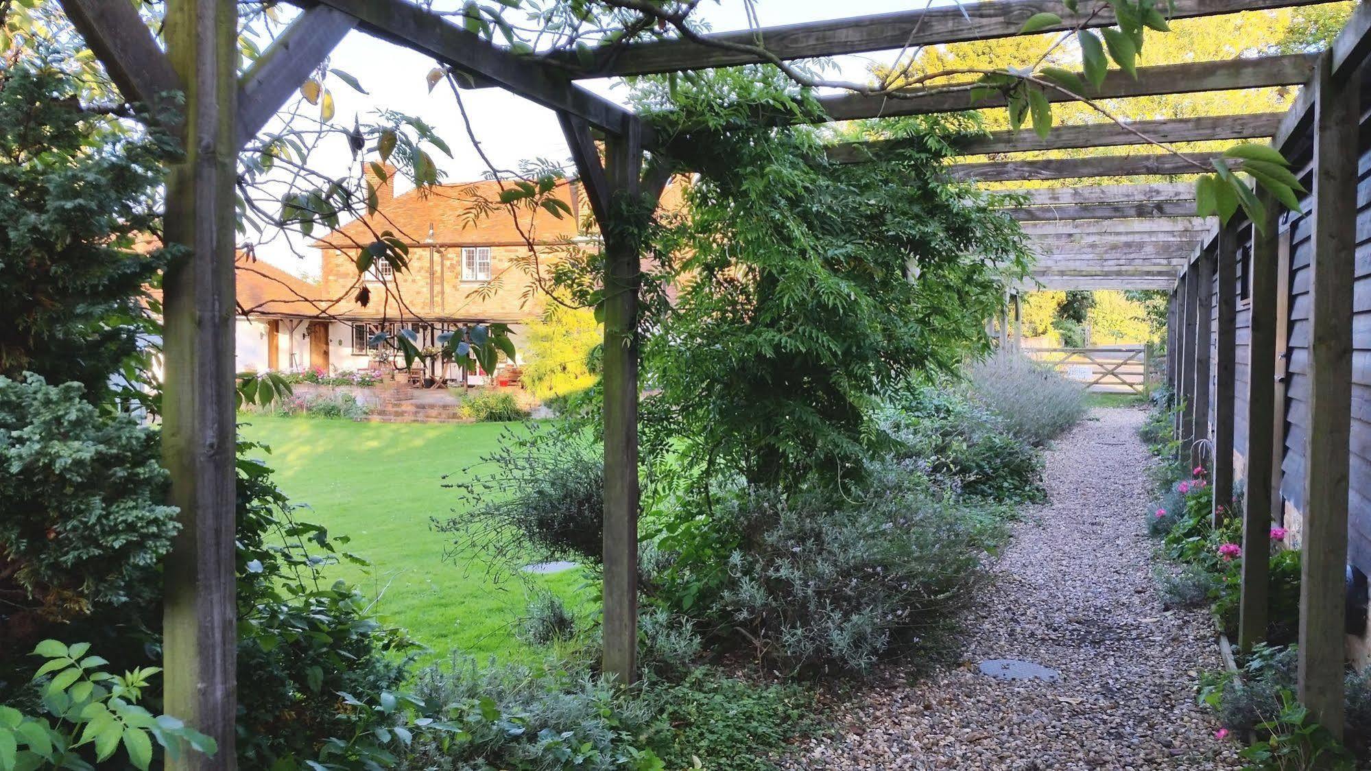 Iffin Farmhouse Guest House Canterbury Exterior photo